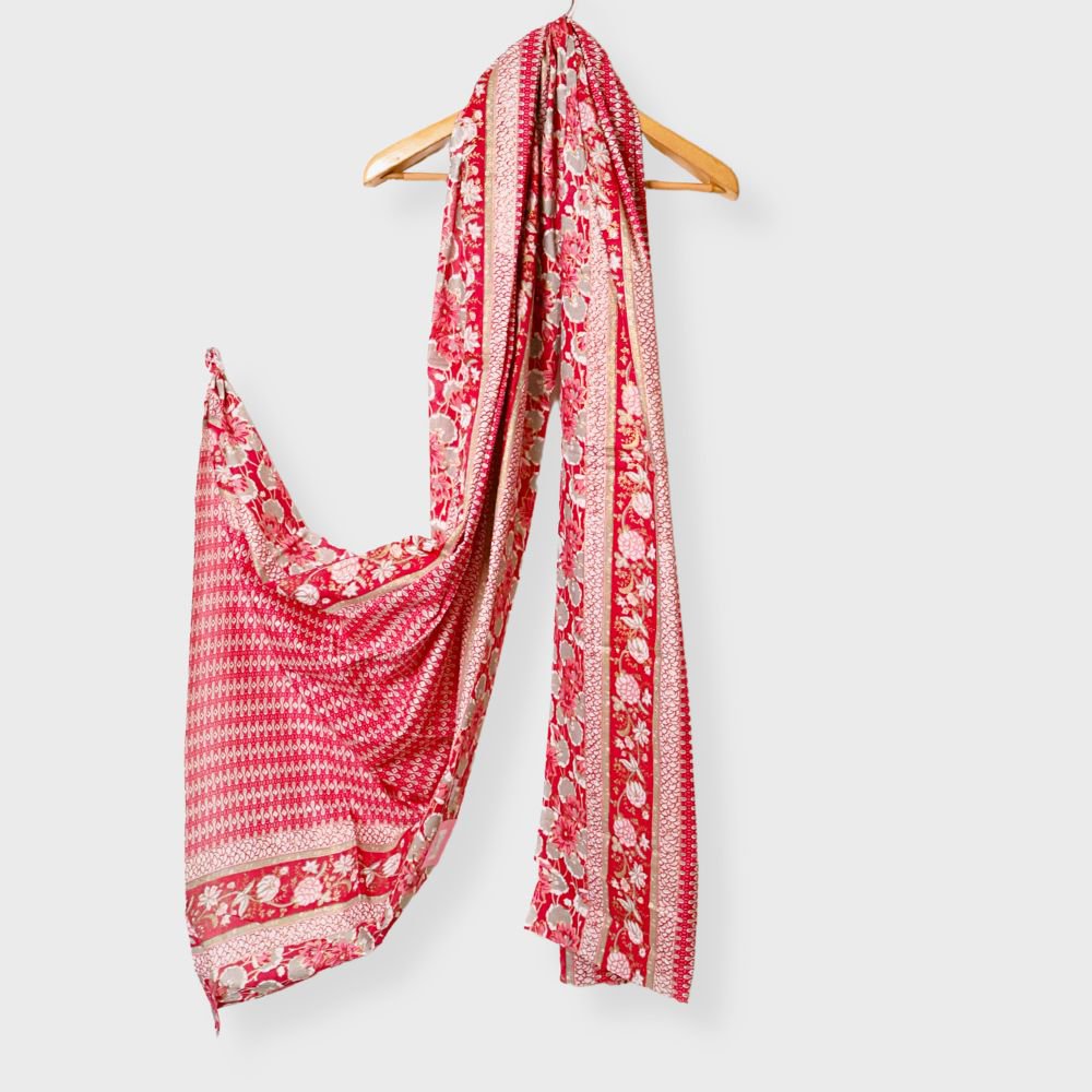 Pink Cotton Three Piece Unstiched Suit With Hand Block And Foil Print. Sku 118991